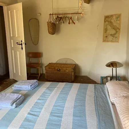 Casa Rustica-romantica * Mombaroccio