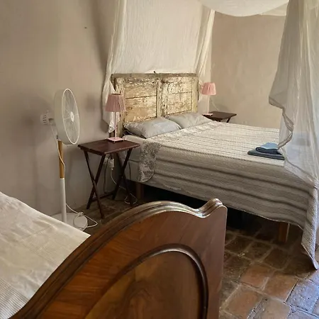 Casa Rustica-romantica Holiday home Mombaroccio